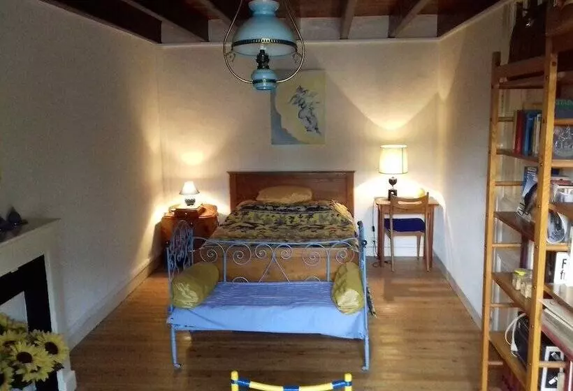 Aamiaismajoitus (B&B) Au Pressoir à Cidre   Chambre D Hôtes