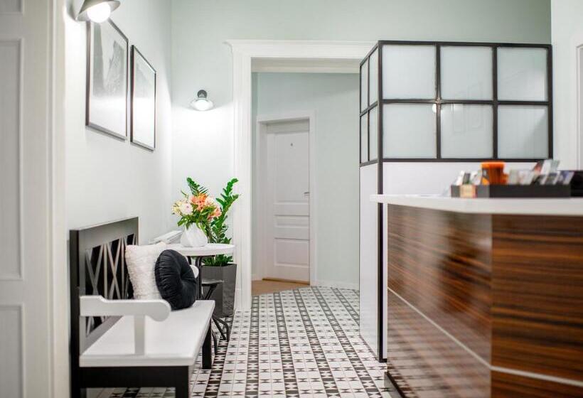 فندق Art Deco Central Rooms