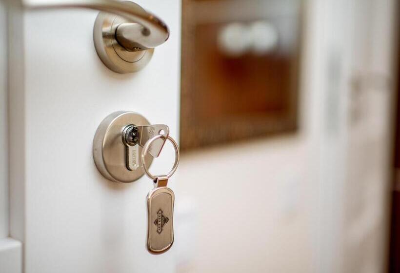 فندق Art Deco Central Rooms