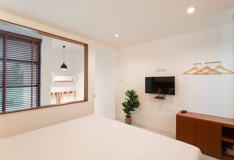 Hotelli Barayan Place