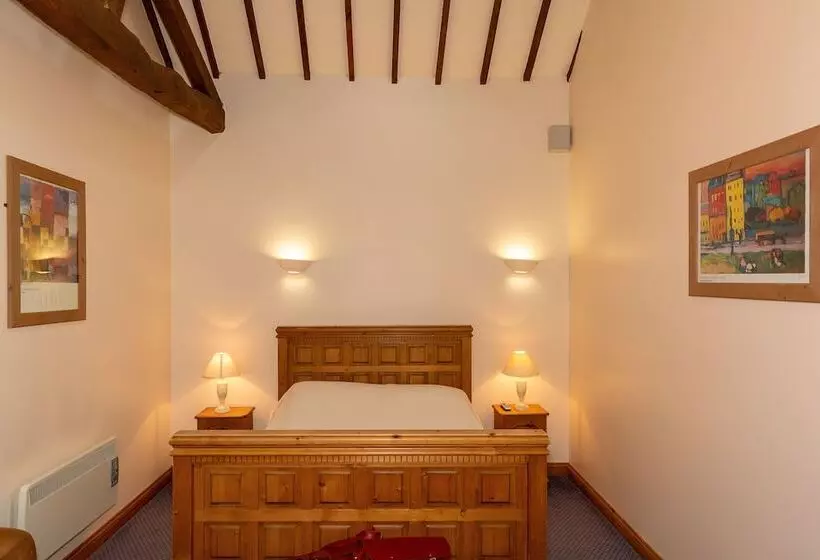 Hotelli Church Farm Lodge