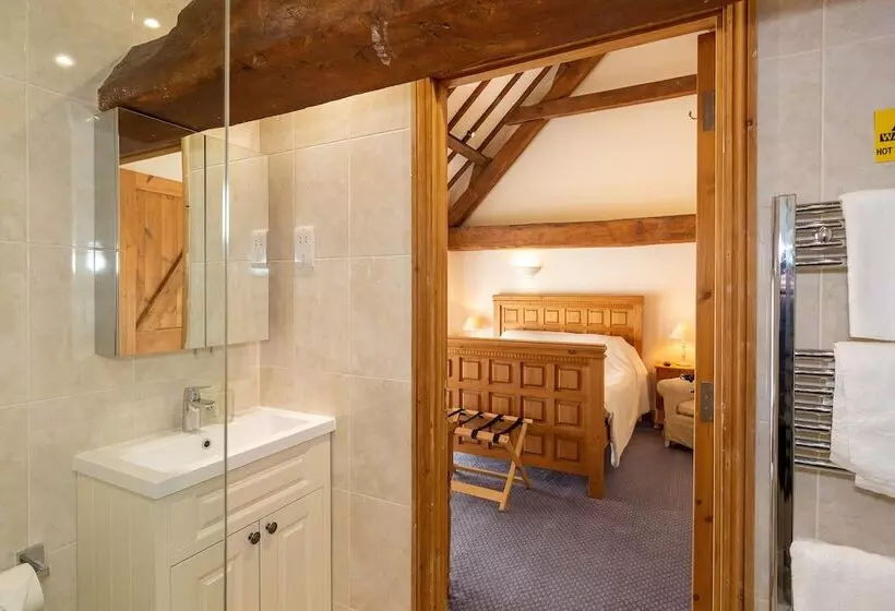 Hotelli Church Farm Lodge