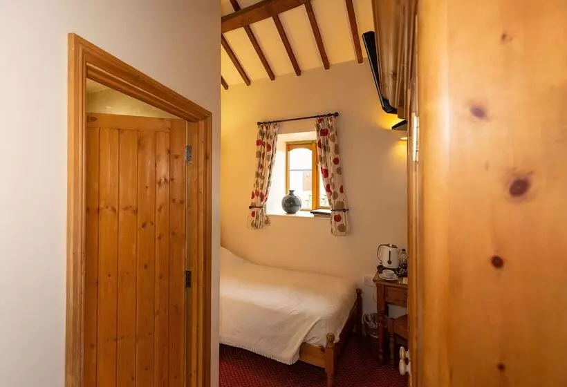 Hotelli Church Farm Lodge