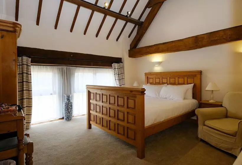 Hotelli Church Farm Lodge