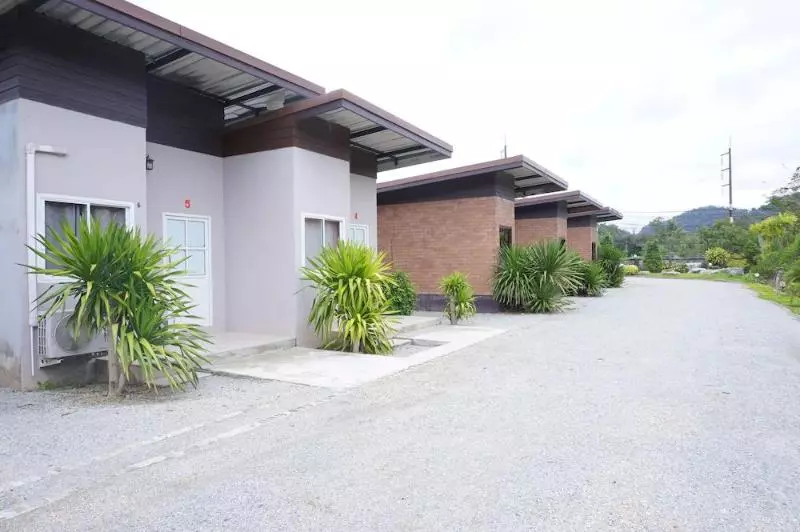 Hotelli Jasmine Inn Resort