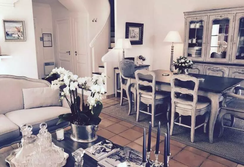 La Villa Grimaudoise