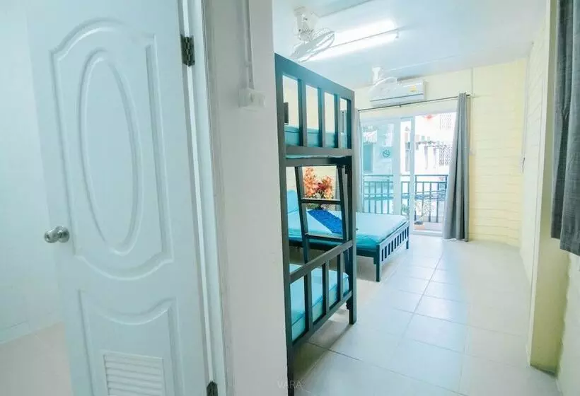 پانسیون Baanbangkok Chinatown