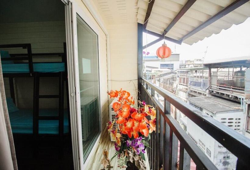 پانسیون Baanbangkok Chinatown