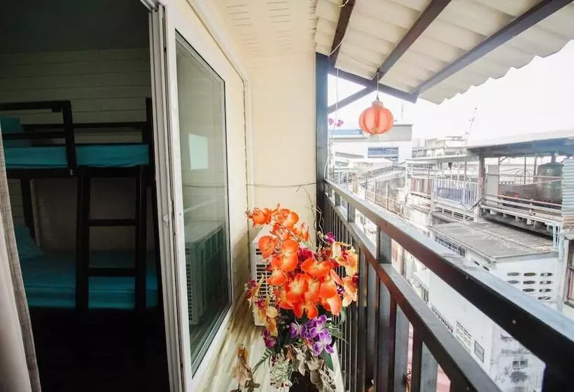 پانسیون Baanbangkok Chinatown