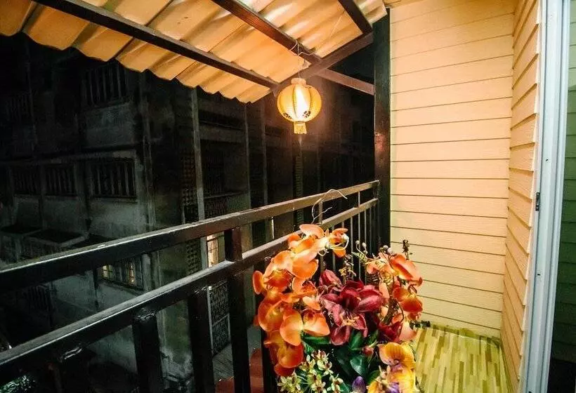 پانسیون Baanbangkok Chinatown