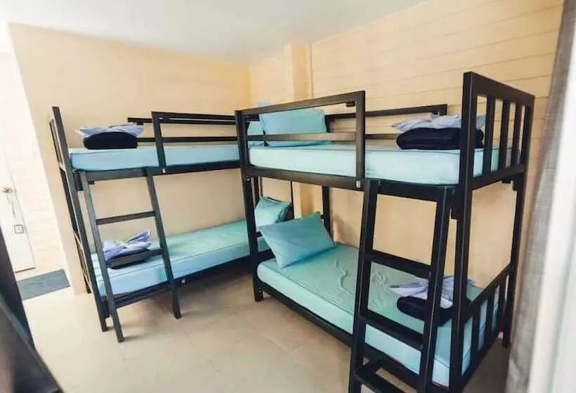 پانسیون Baanbangkok Chinatown