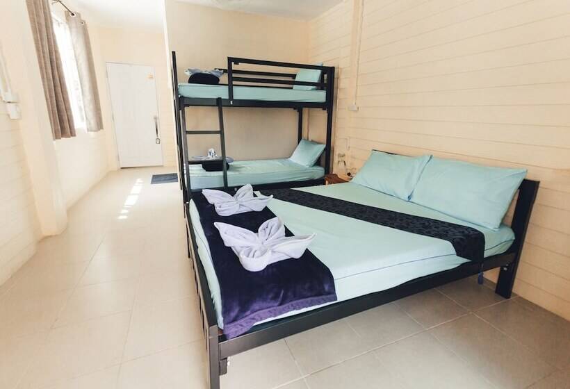 پانسیون Baanbangkok Chinatown