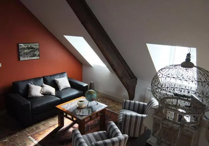 پانسیون Mansion Victorine