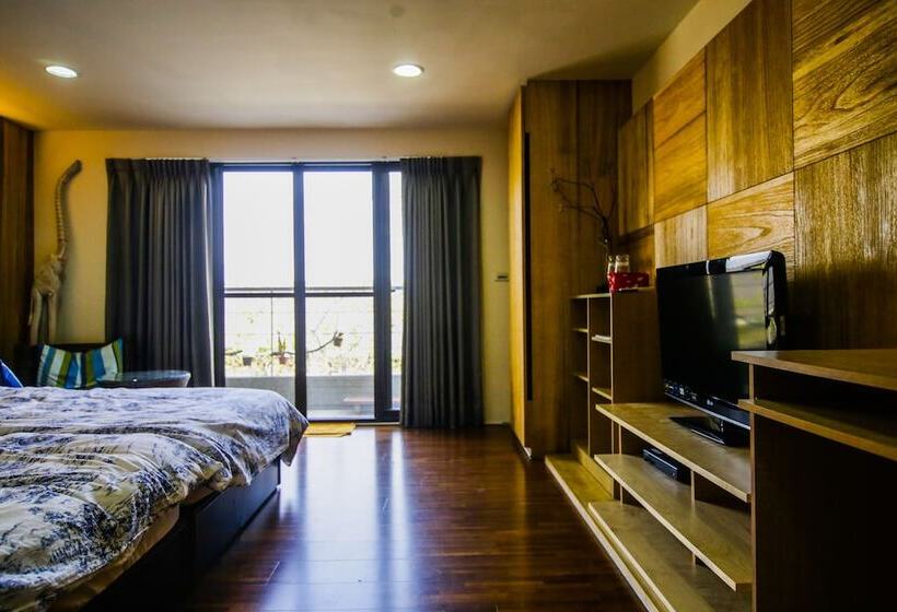 پانسیون Sanyi Wei Wei Feng