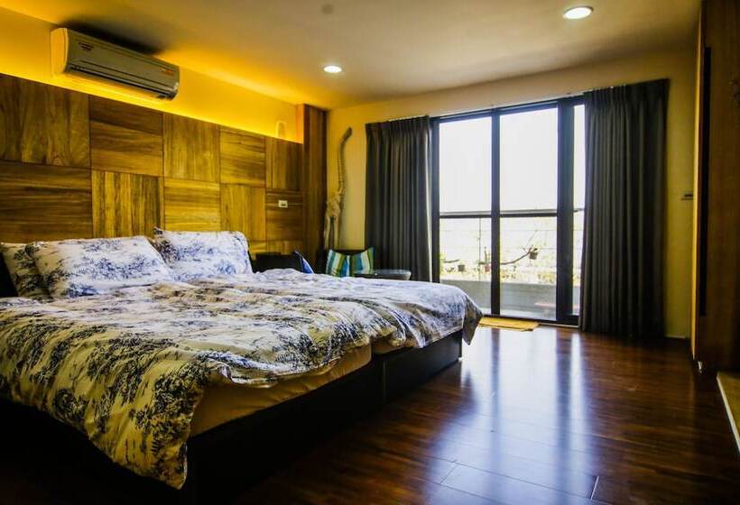 پانسیون Sanyi Wei Wei Feng