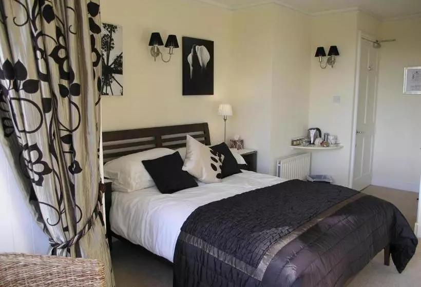 Summer Hill Country House