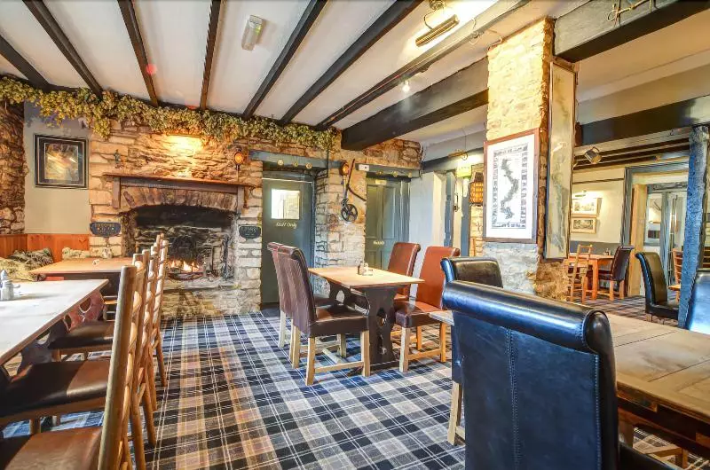 Thames Head Inn