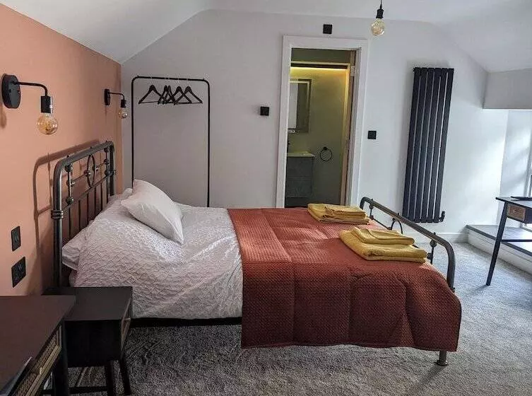 The Wolfe Inn Wolfscastle