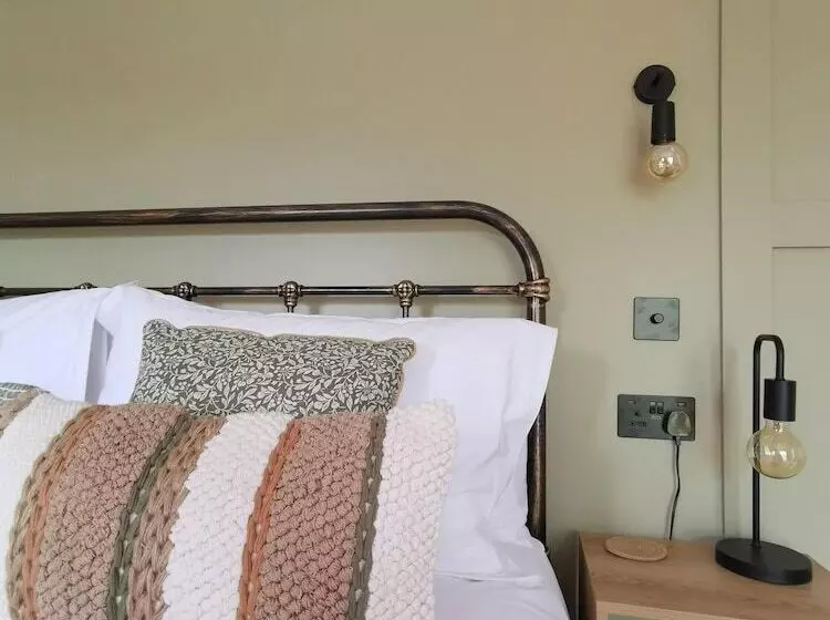 The Wolfe Inn Wolfscastle