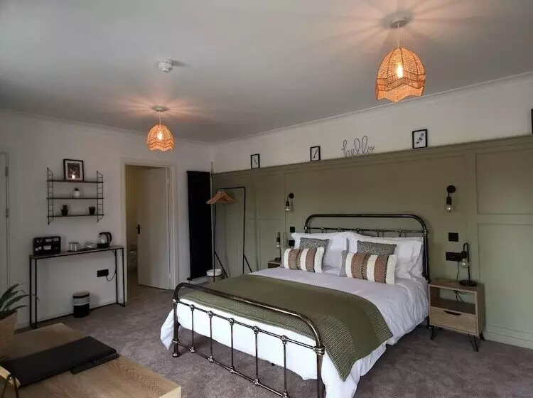 The Wolfe Inn Wolfscastle