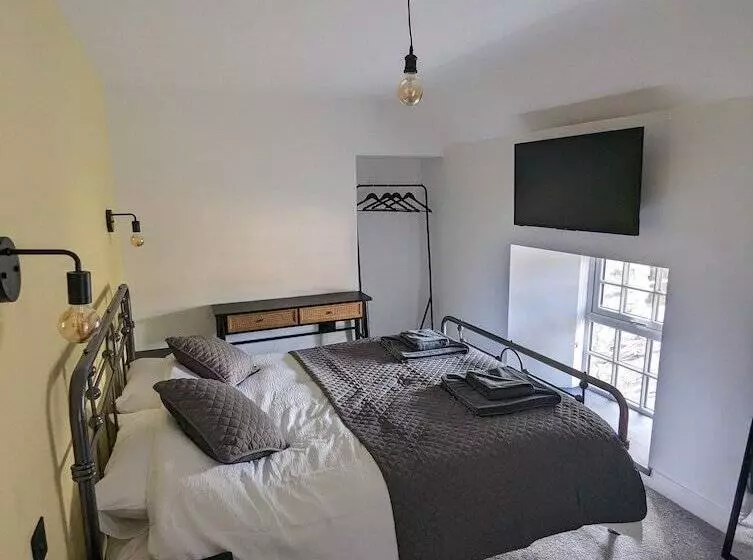 The Wolfe Inn Wolfscastle