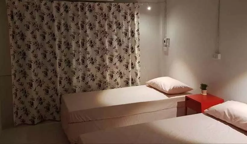 Films House Hostel