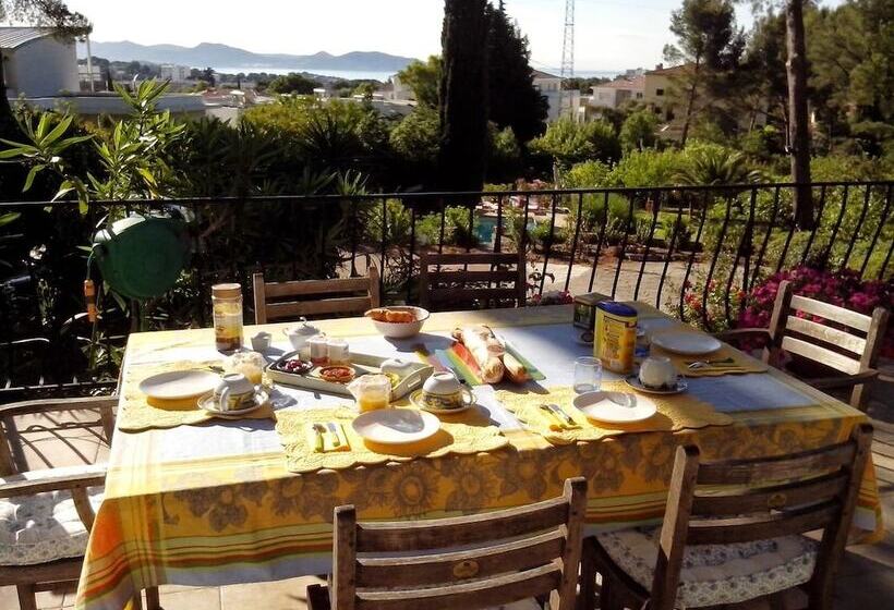 مبيت وإفطار Domaine Des Restanques