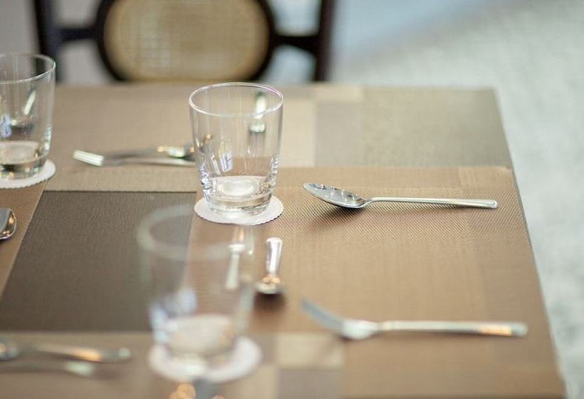 Chaanburi Boutique Resort