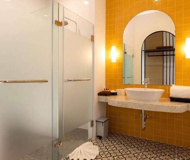 Chaanburi Boutique Resort