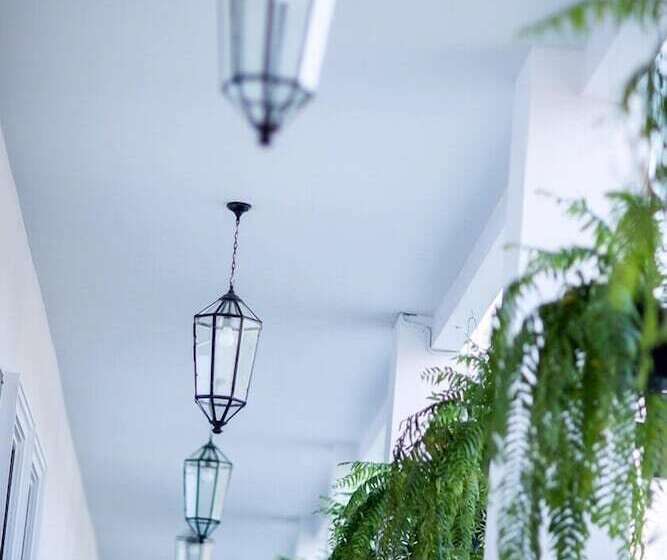 Chaanburi Boutique Resort