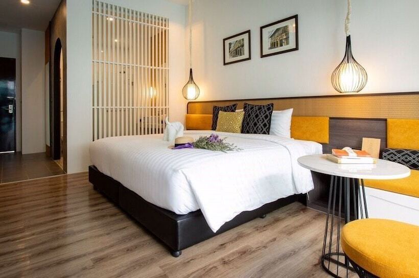 Chaanburi Boutique Resort