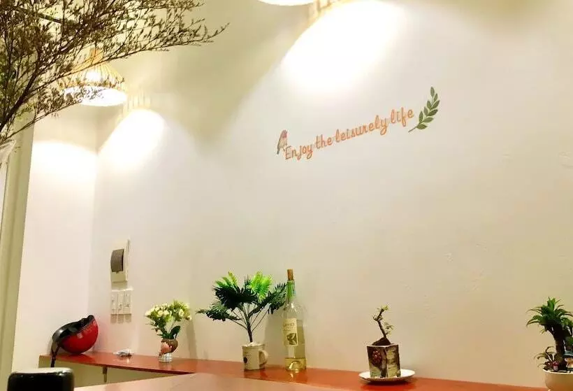 Homestay Trop Home   Hostel