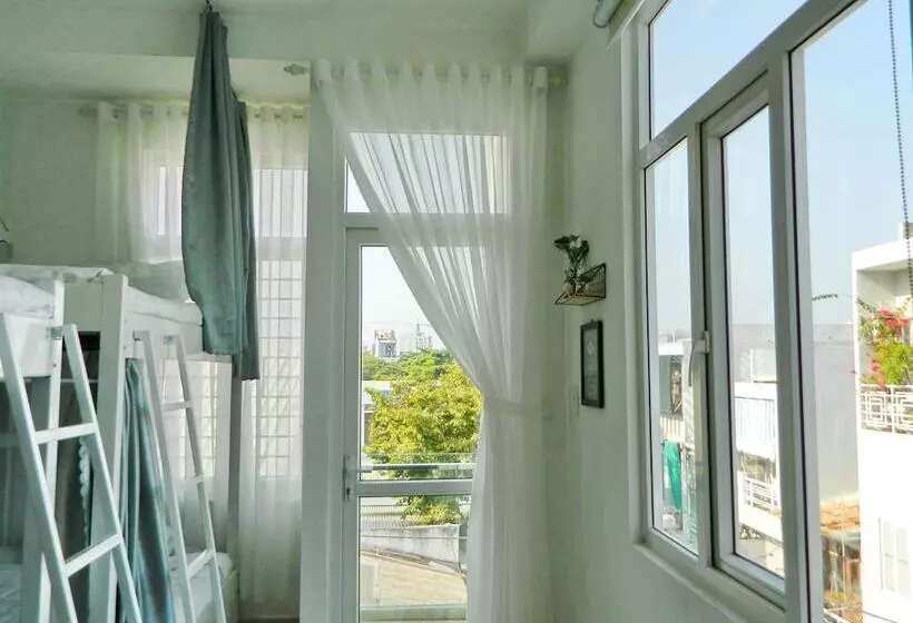 Homestay Trop Home   Hostel