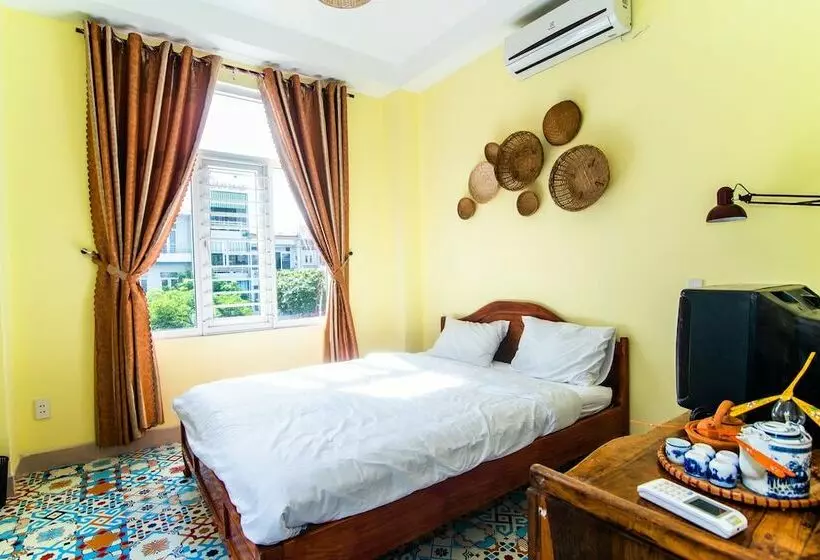 Homestay Trop Home   Hostel
