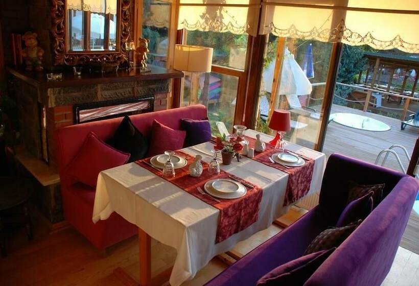 هتل Agva Tree Tops Park