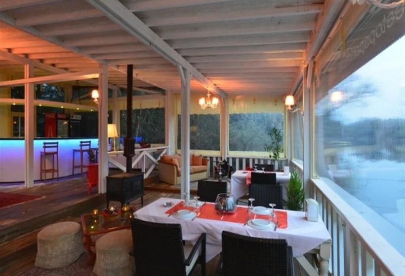 هتل Agva Tree Tops Park