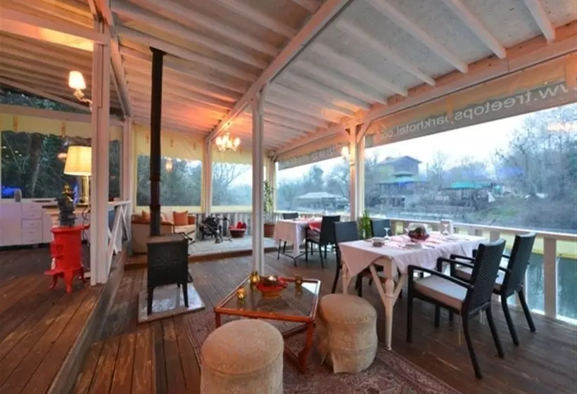 Hotelli Agva Tree Tops Park