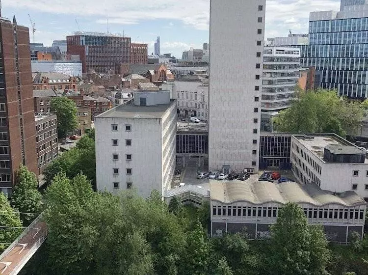 ホテル Herons Lake Retreat