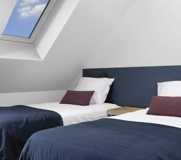 ホテル Hôtel Au Petit Pont