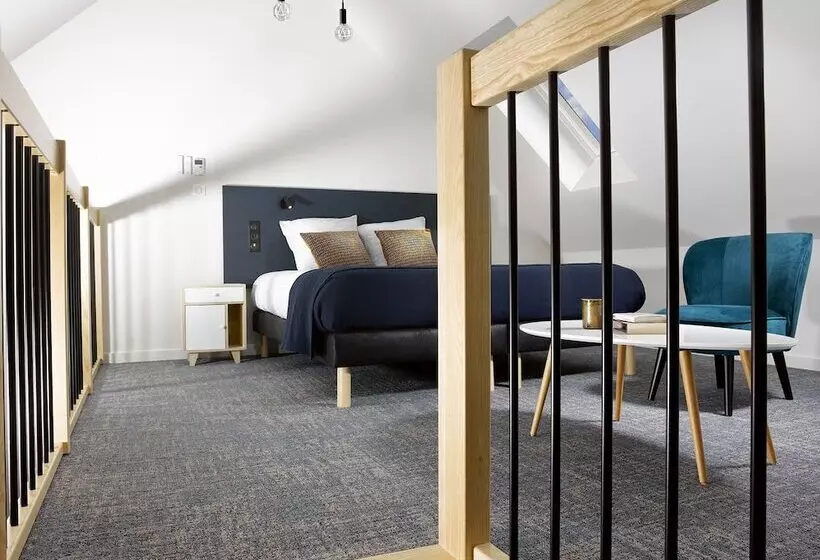 ホテル Hôtel Au Petit Pont