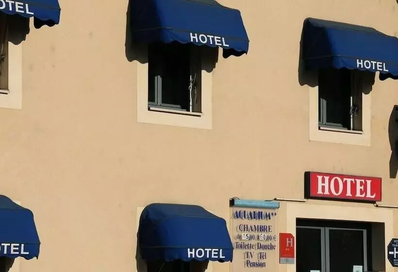 ホテル Hôtel Restaurant L Aquarium