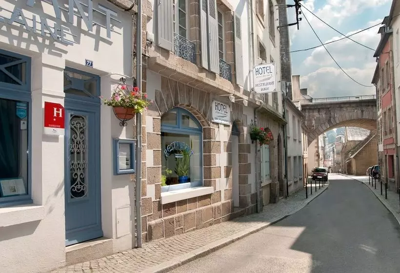 Hotelli Hôtel Restaurant Saint Melaine