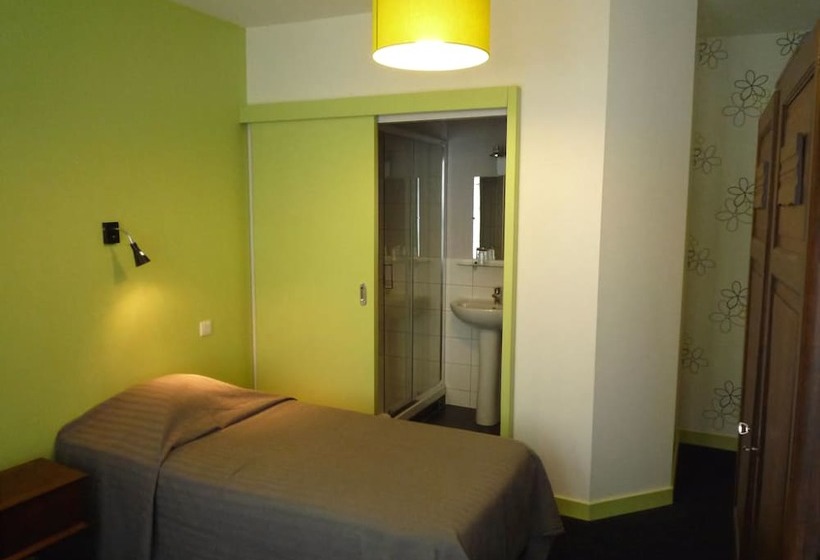 فندق Hôtel Restaurant Saint Melaine