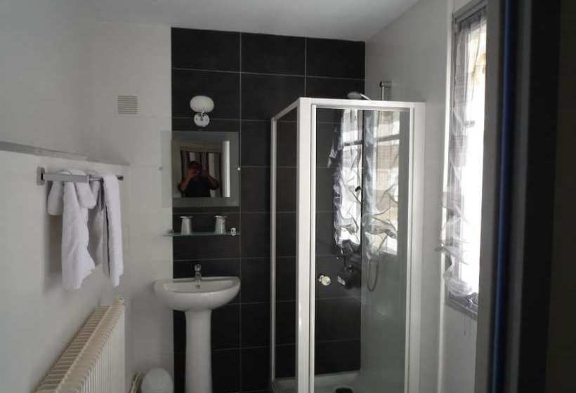 فندق Hôtel Restaurant Saint Melaine