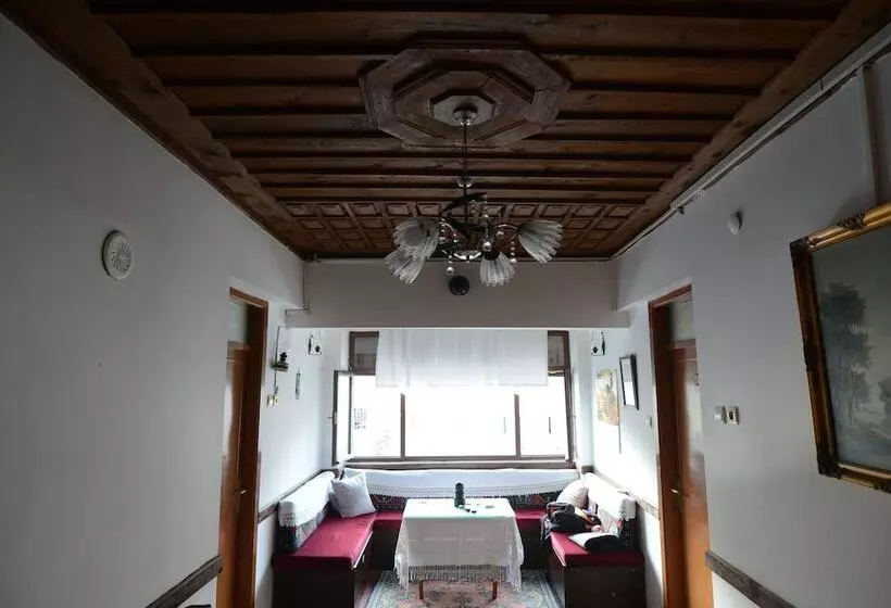 Hotelli Hüseyin Bey Konağı