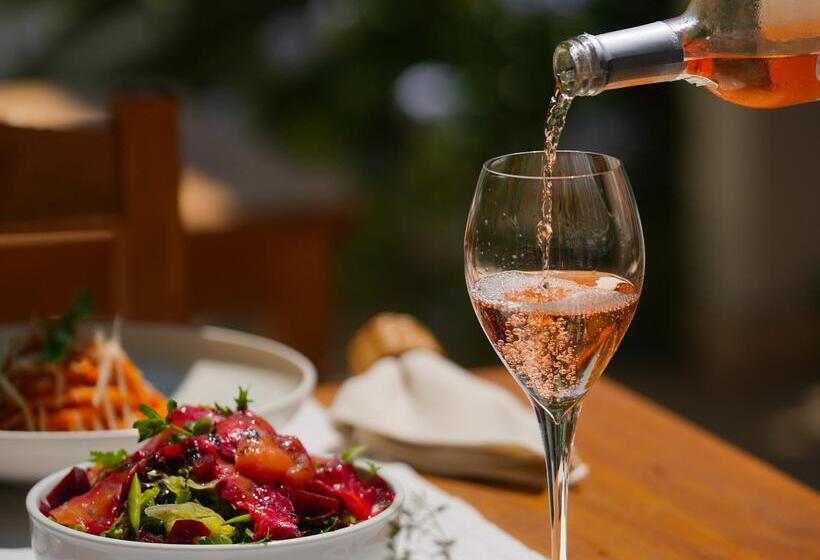 בית מלון כפרי Kassandra Boutique