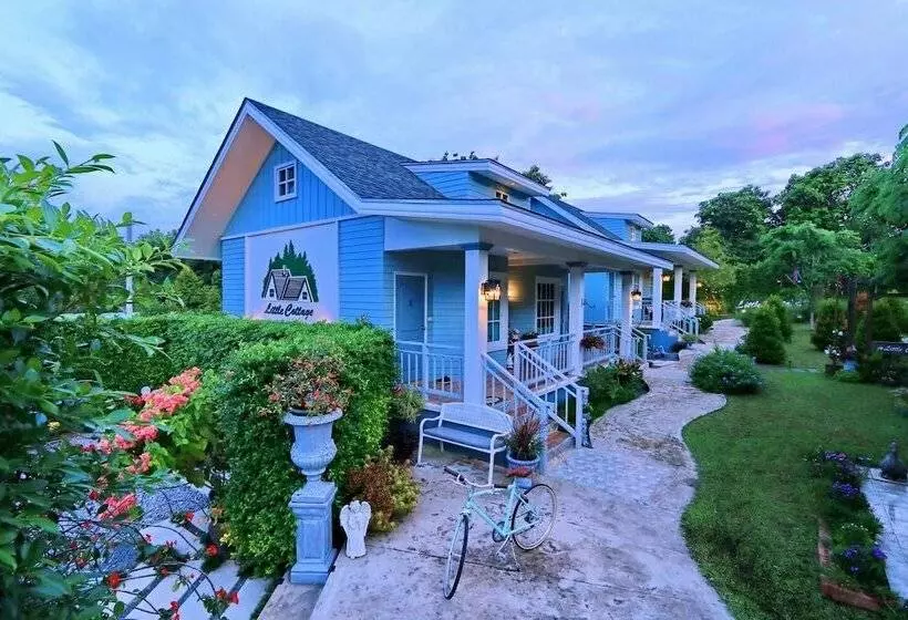 ホテル Little Cottage