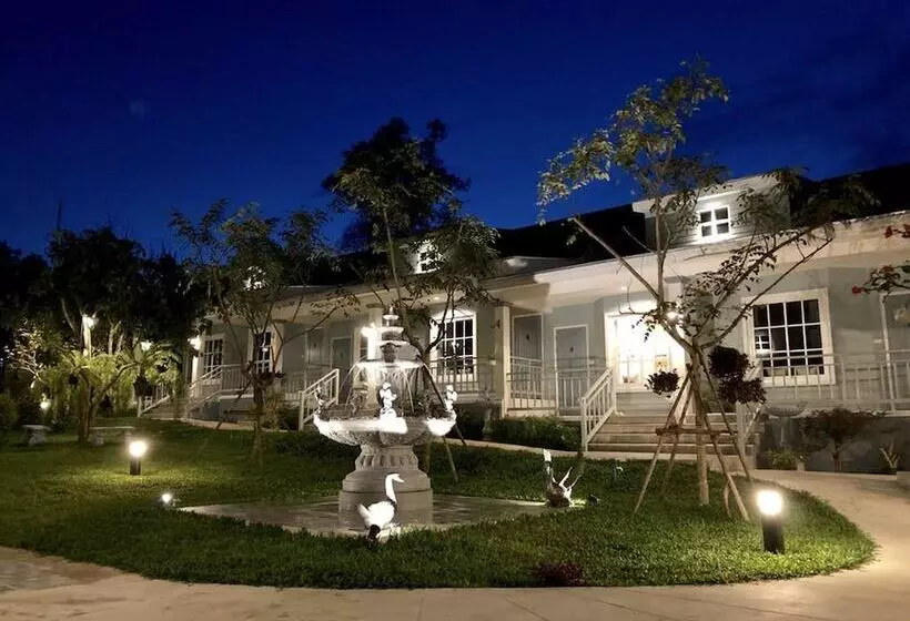 ホテル Little Cottage