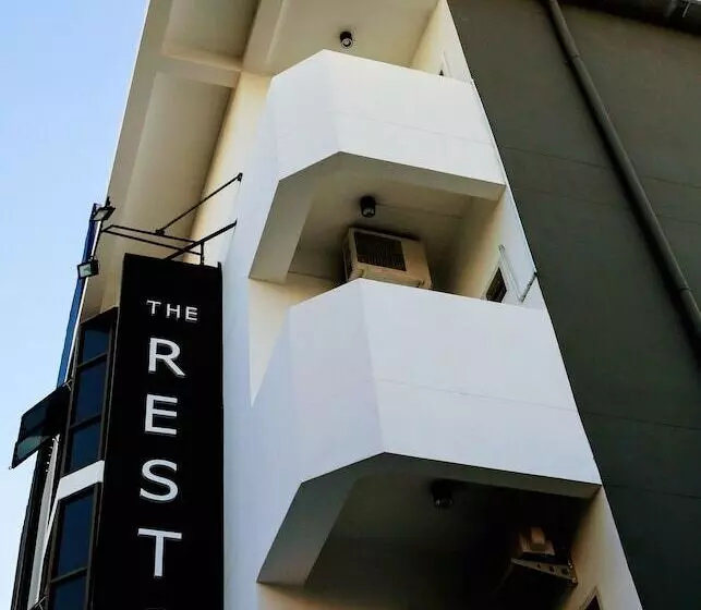 هتل The Resto