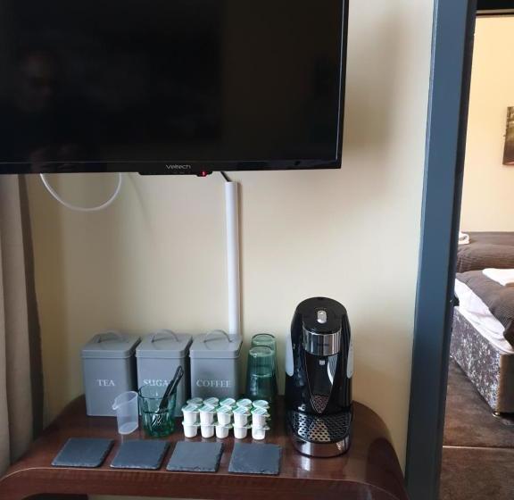 פנסיון Frederick Douglass   Rooms In The City